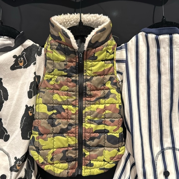 2 Lazy One dog t-shirts Bear & Stripes + SimplyDog Camo Jacket, size M - Picture 2 of 12